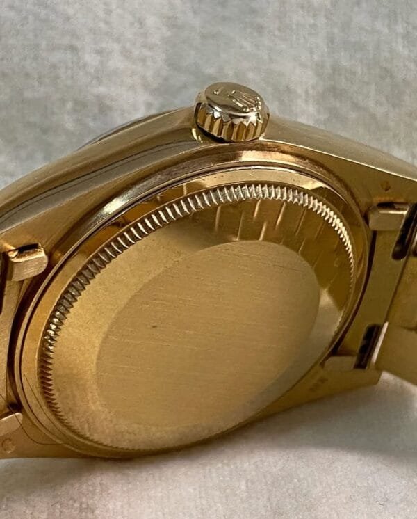 Rolex Yellow Gold Day-Date 36 - 1983 - Fluted Bezel - Black Diamond Dial - President Bracelet - 18038 - Image 6
