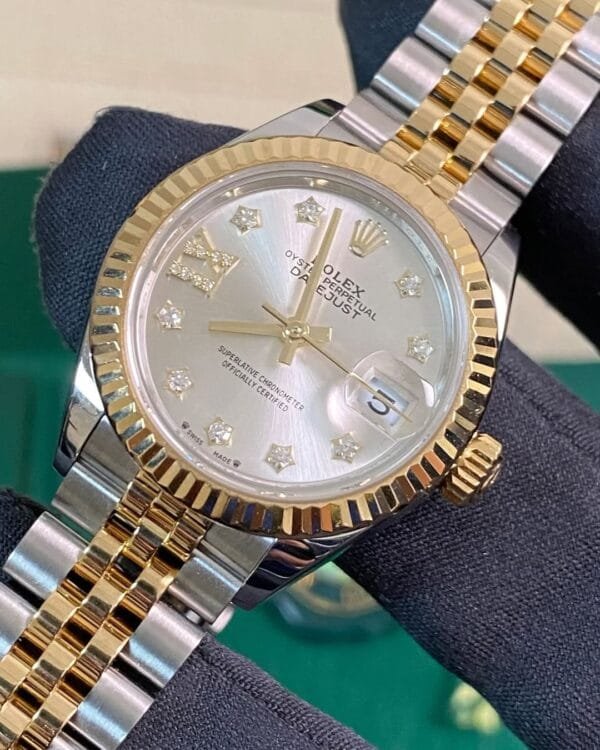 Rolex Steel and Yellow Gold Lady-Datejust 28 - 2023 - Fluted Bezel - Star Diamond Dial - Jubilee Bracelet - 279173 *FULL SET* - Image 5