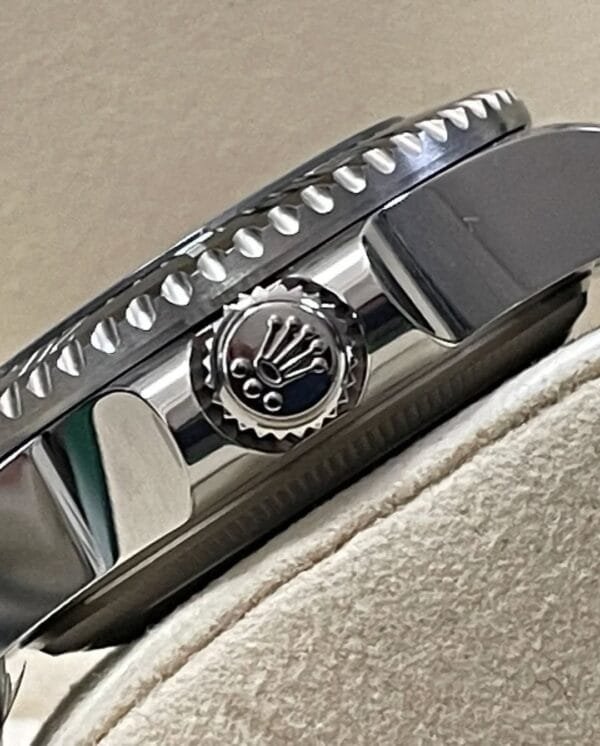 Rolex Sea-Dweller Deepsea 44 - 2024 - James Cameron Dial - 136660 - Image 7