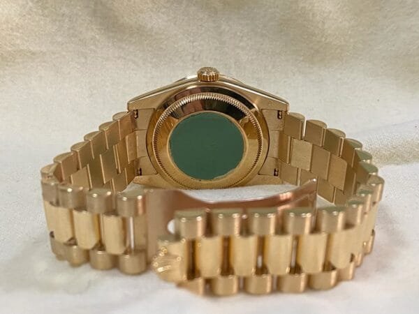 Rolex Yellow Gold Day-Date 36 - P Serial - Baguette Diamond Bezel - White Roman Dial - President Bracelet - 118398BR - Image 10
