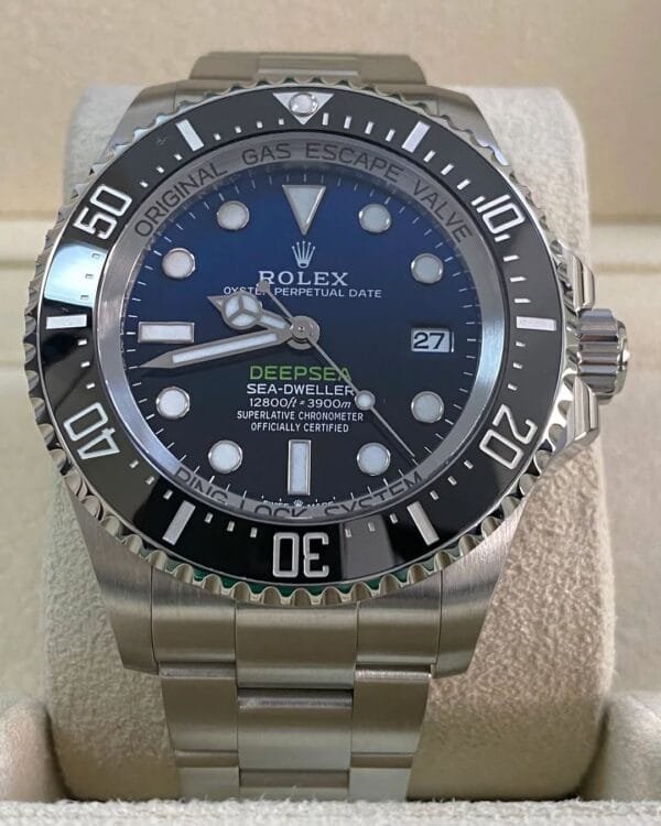 Rolex Sea-Dweller Deepsea 44 - 2024 - James Cameron Dial - 136660 - Image 5