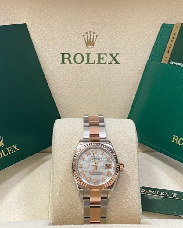 Rolex Everose Gold and Steel Lady-Datejust 26 - 2018 - Fluted Bezel - Mother-Of-Pearl Roman Dial - Oyster Bracelet - 179171