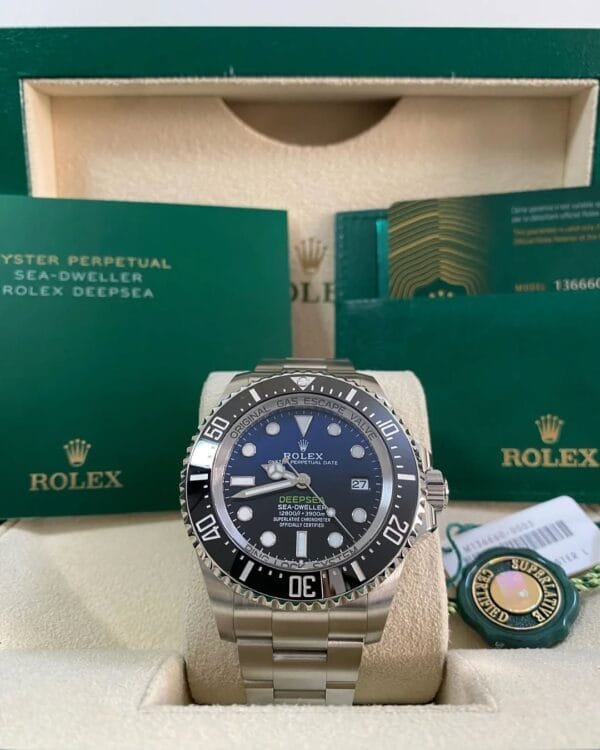 Rolex Sea-Dweller Deepsea 44 - 2024 - James Cameron Dial - 136660