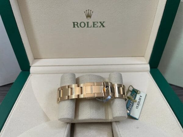Rolex Yellow Gold Lady Yacht-Master 35 - 2001 - Blue Dial - 168628 - Image 5
