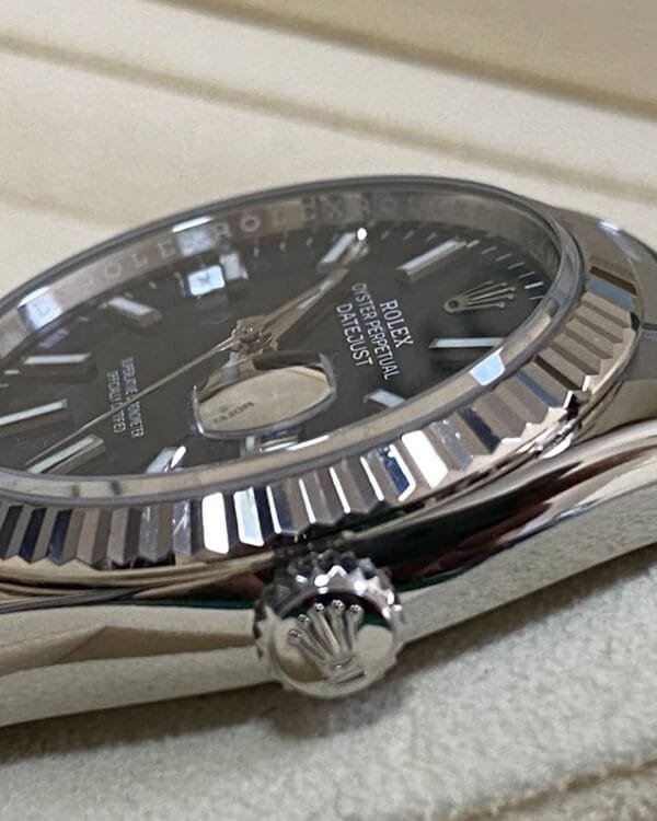 Rolex Steel Datejust 36 - 2022 - Fluted Bezel - Bright Blue Fluted-Motif Dial - Oyster Bracelet - 126234 - Image 5