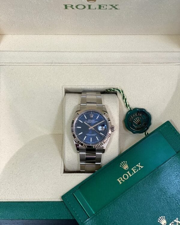 Rolex Steel Datejust 36 - 2022 - Fluted Bezel - Bright Blue Fluted-Motif Dial - Oyster Bracelet - 126234 - Image 2