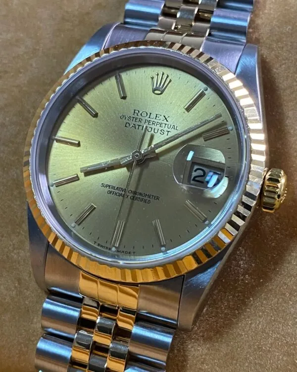 Rolex Steel and Yellow Gold Datejust 36 - S serial - Fluted Bezel - Champagne Index Dial - Jubilee Bracelet - 16233 *COMPLETE SET* - Image 2