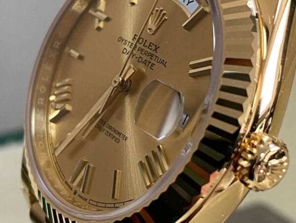 Rolex Yellow Gold Day-Date 40 - 2023 - Fluted Bezel - Champagne Roman Dial - President Bracelet - 228238 - Image 9