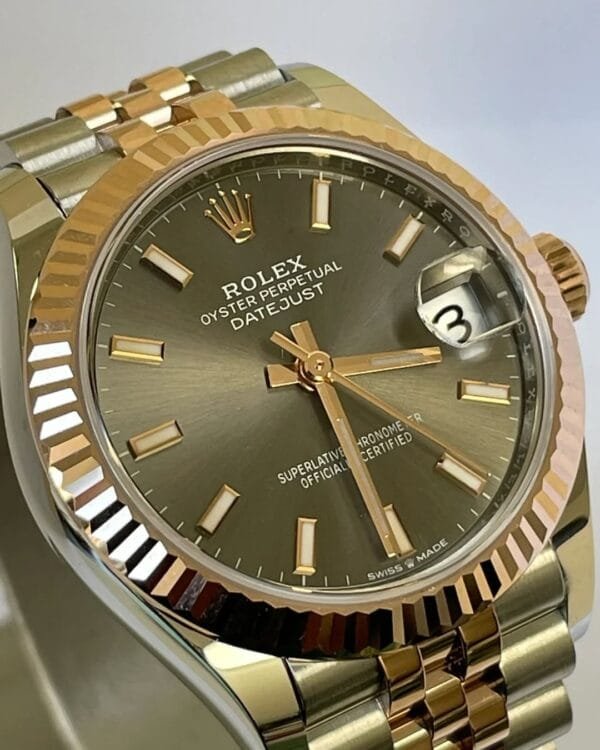 Rolex Steel and Everose Gold Datejust 31 - 2022 - Fluted Bezel - Dark Rhodium Index Dial - Jubilee Bracelet - 278271 - Image 7