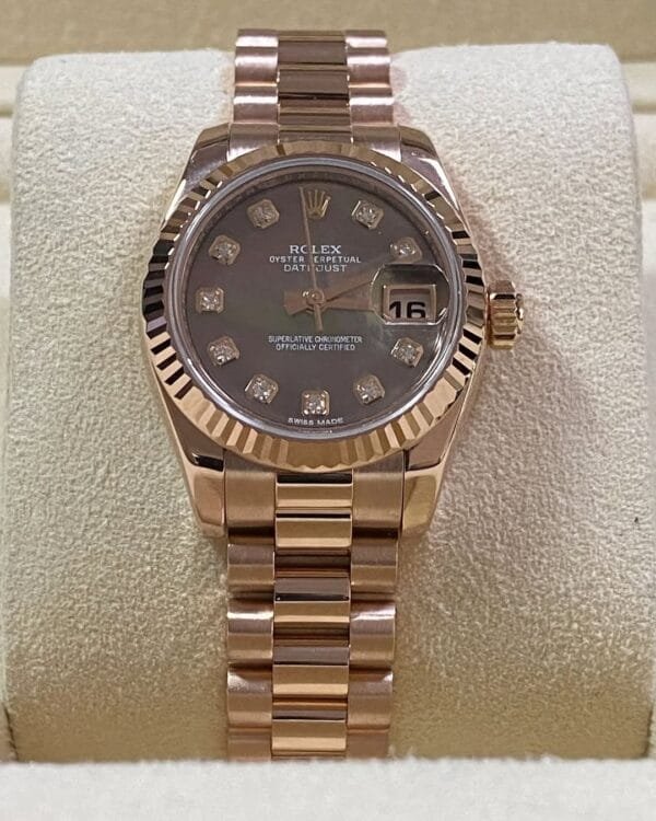 Rolex Everose Gold Lady-Datejust 26 - 2020 - Fluted Bezel - Factory Tahitian Mother of Pearl Diamond Dial - President Bracelet - 179175 - Image 9