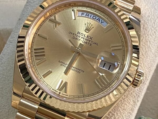Rolex Yellow Gold Day-Date 40 - 2023 - Fluted Bezel - Champagne Roman Dial - President Bracelet - 228238 - Image 5
