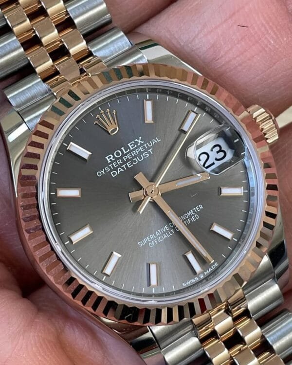 Rolex Steel and Everose Gold Datejust 31 - 2022 - Fluted Bezel - Dark Rhodium Index Dial - Jubilee Bracelet - 278271 - Image 6