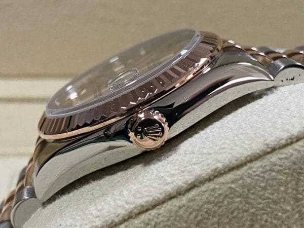 Rolex Steel and Everose Gold Datejust 31 - 2014 - Fluted Bezel - Pink Roman Dial Dial - Jubilee Bracelet - 178271 - Image 3