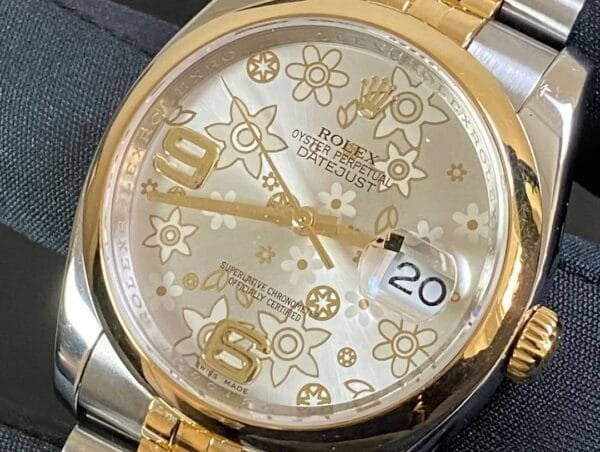 Rolex Steel and Yellow Gold Datejust 36 - Silver Floral Motif Dial -Jubilee Bracelet - 116203 - Image 4