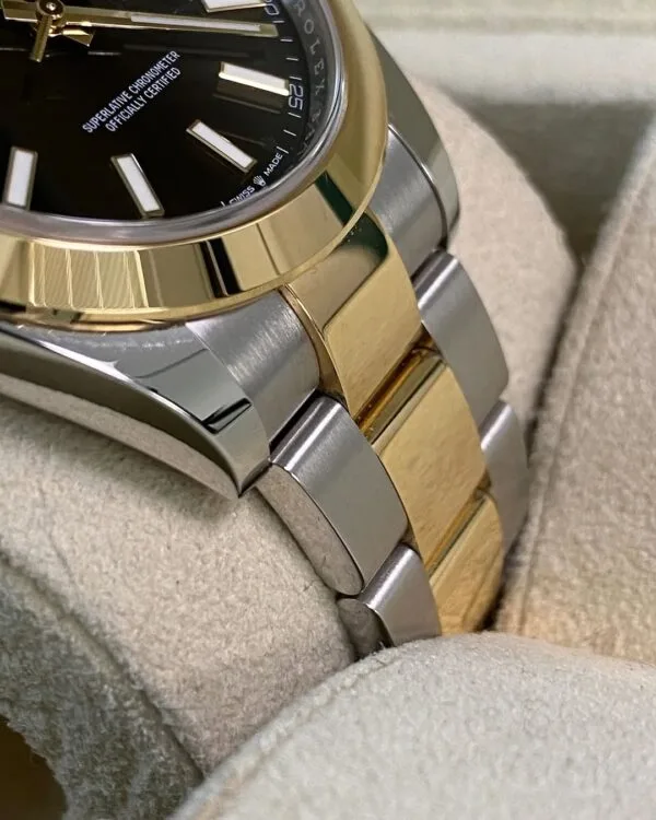 Rolex Steel and Yellow Gold Datejust 41 - 2024 - Smooth Bezel - Black Index Dial - Oyster Bracelet - 126303 *FULL SET* - Image 7