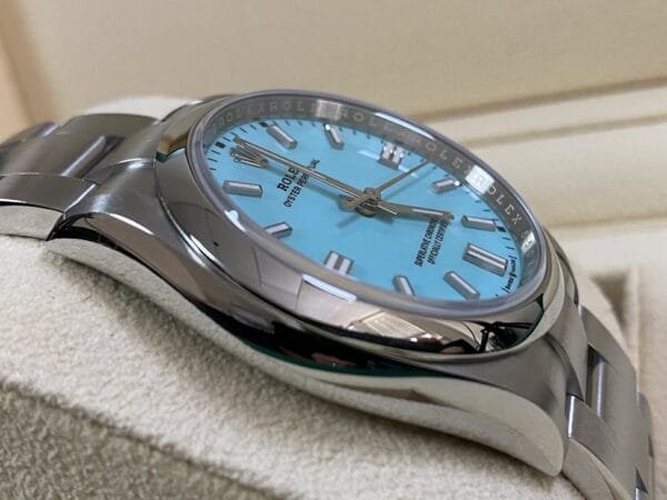 Rolex Oyster Perpetual 36 - 2024 - Domed Bezel - Tiffany Dial - Oyster Bracelet - 126000 *FULL SET* - Image 5