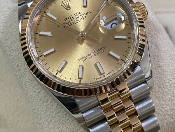 Rolex Steel and Yellow Gold Datejust 36 - 2018 - Fluted Bezel - Champagne Index Dial - Jubilee Bracelet - 126233 - Image 7
