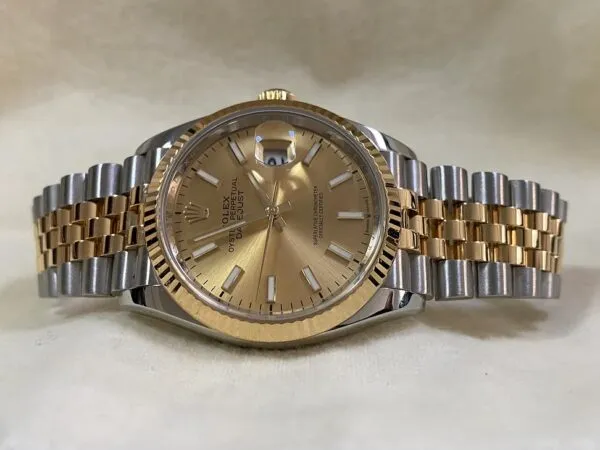 Rolex Steel and Yellow Gold Datejust 36 - 2018 - Fluted Bezel - Champagne Index Dial - Jubilee Bracelet - 126233 - Image 6