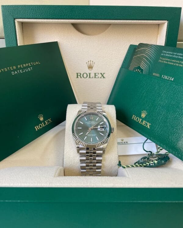 olex Steel Datejust 36 - 2023 - Fluted Bezel - Mint Green Dial - Jubilee Bracelet - 126234 - Image 2