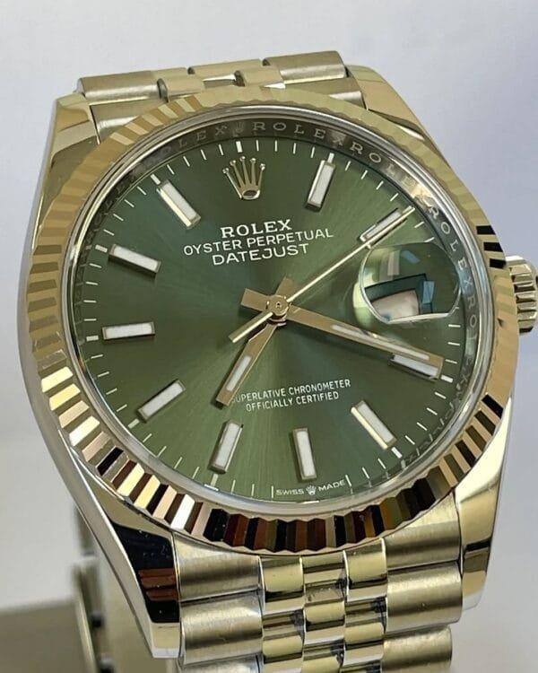 olex Steel Datejust 36 - 2023 - Fluted Bezel - Mint Green Dial - Jubilee Bracelet - 126234 - Image 5