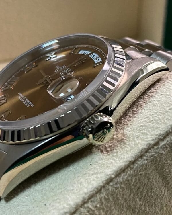 Rolex White Gold Day-Date 36 - Fluted Bezel - Bronze Roman Dial - President Bracelet - 18239 - Image 2