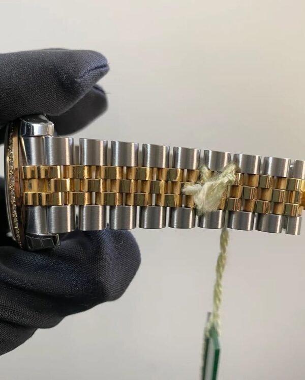 Rolex Steel and Yellow Gold Datejust 36 - D serial - Custom Diamond Bezel - Silver Roman Dial - Jubilee Bracelet - 116233 - Image 4