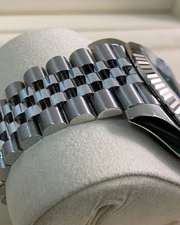 Rolex Steel Datejust 41 - 2025 - Fluted Bezel - Black Diamond Dial - Jubilee Bracelet - 126334 - Image 7