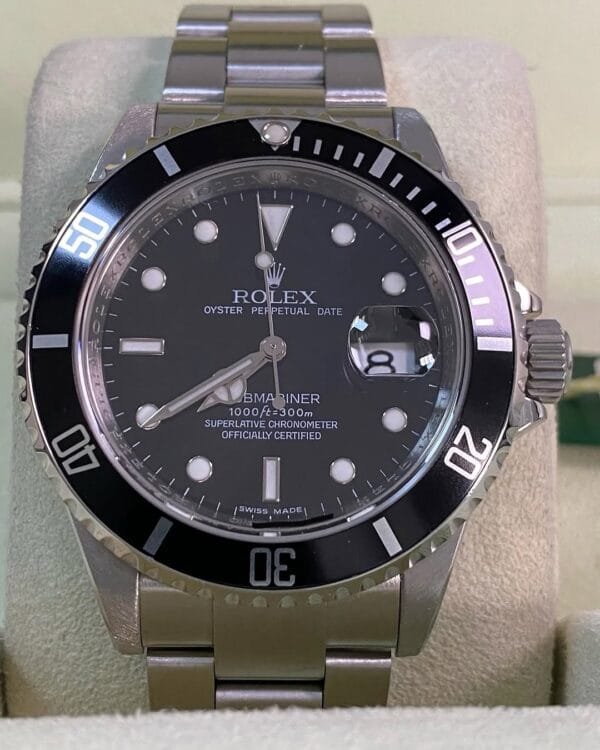 2009 Rolex Steel Submariner Date - V serial - Pre-Ceramic Bezel - Black Dial - 16610 *FULL SET - Image 12