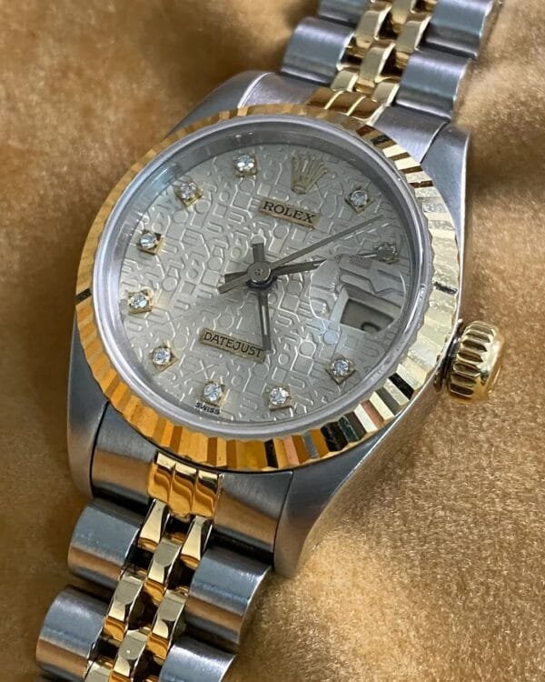 Rolex Steel and Yellow Gold Lady-Datejust - E serial - Fluted Bezel - Silver Anniversary Diamond Dial - Jubilee Bracelet - 69173 - Image 5