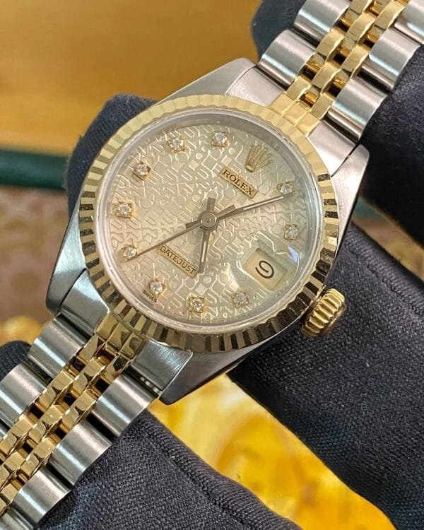 Rolex Steel and Yellow Gold Lady-Datejust - E serial - Fluted Bezel - Silver Anniversary Diamond Dial - Jubilee Bracelet - 69173 - Image 3