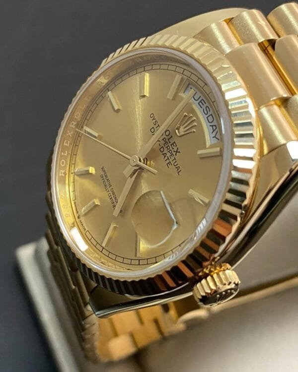 Rolex Yellow Gold Day-Date 36 - 2021 - Fluted Bezel - Champagne Index Dial - President Bracelet - 128238 *FULL SET* - Image 8