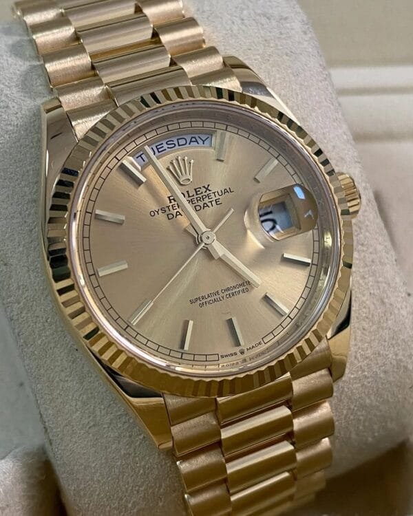 Rolex Yellow Gold Day-Date 36 - 2021 - Fluted Bezel - Champagne Index Dial - President Bracelet - 128238 *FULL SET* - Image 4