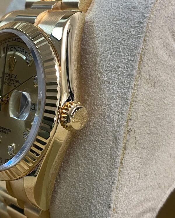 Rolex Yellow Gold Day-Date 36 - M serial - Fluted Bezel - Champagne Diamond Dial - President Bracelet - 118238 *FULL SET* - Image 7