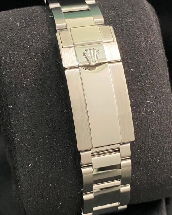 Rolex Steel & Platinum Yacht-Master 40 - 2024- Rhodium Dial - Platinum Bezel - 126622 *FULL SET* - Image 6