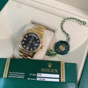 Rolex Yellow Gold Day-Date 36 - 2011 - Fluted Bezel - Black Diamond Dial - President Bracelet - 118238 *FULL SET*