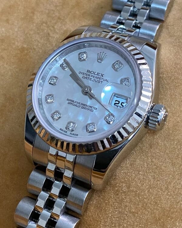 Rolex Steel Lady-Datejust - Z serial - Fluted Bezel - Mother-of-Pearl Diamond Dial - Jubilee Bracelet - 179174 - Image 3