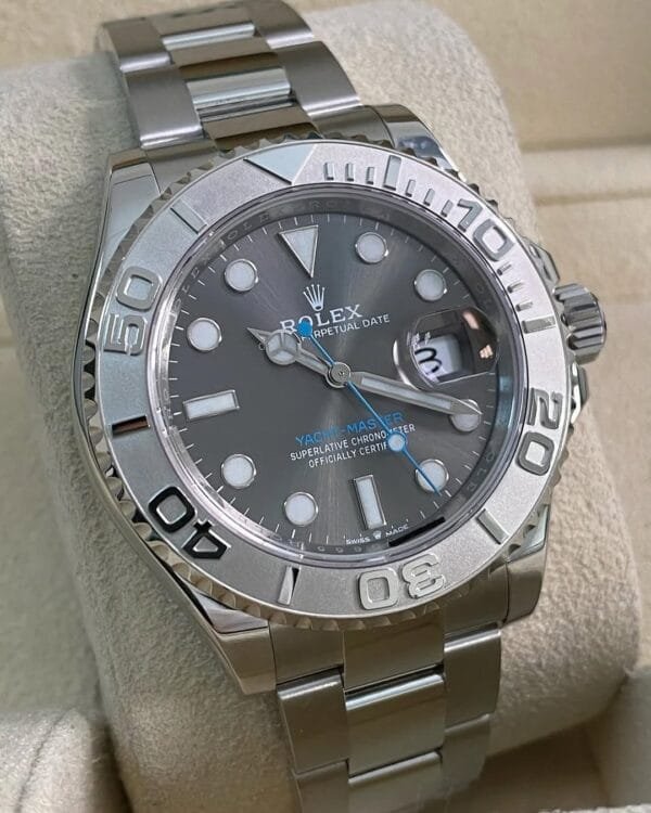 Rolex Steel & Platinum Yacht-Master 40 - 2024- Rhodium Dial - Platinum Bezel - 126622 *FULL SET* - Image 4