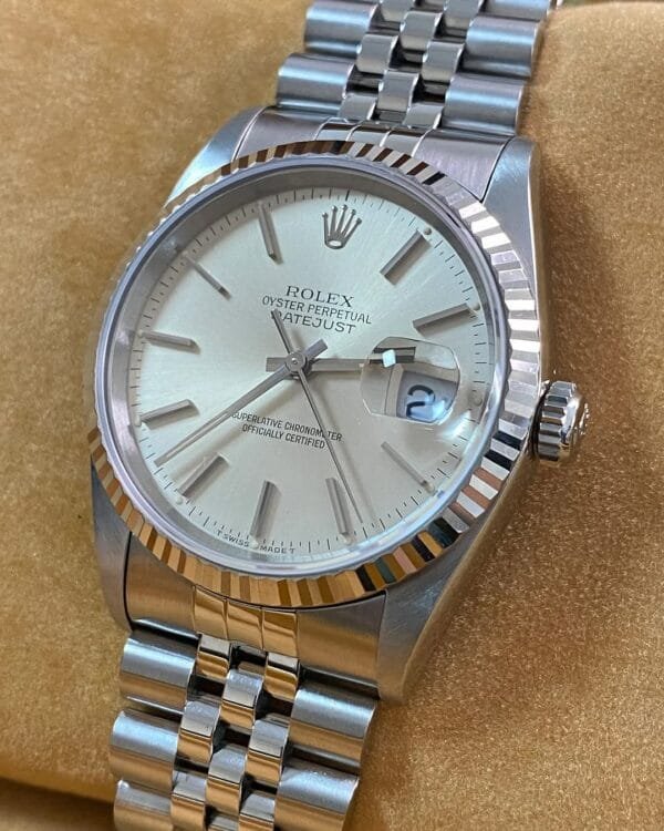 Rolex Steel Datejust 36 - W serial - Fluted Bezel - Silver Index Dial - Jubilee Bracelet - 16234 *No Holes Case* - Image 6