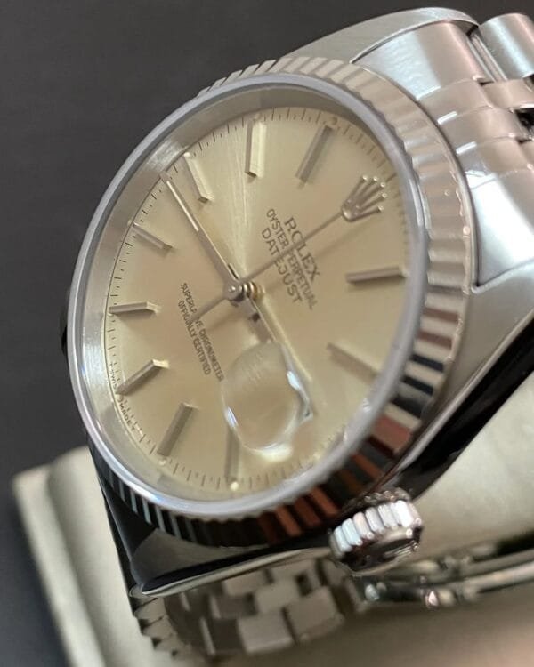 Rolex Steel Datejust 36 - W serial - Fluted Bezel - Silver Index Dial - Jubilee Bracelet - 16234 *No Holes Case* - Image 5