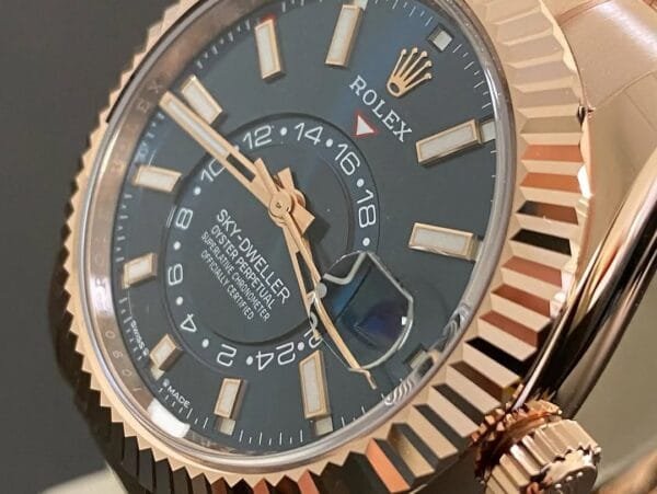 Rolex Everose Gold Sky-Dweller - 2024 - Blue-Green Dial - Oyster Bracelet - 336935 - Image 7