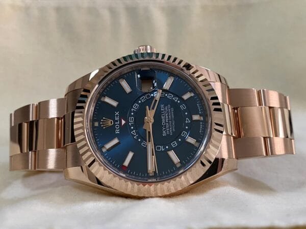 Rolex Everose Gold Sky-Dweller - 2024 - Blue-Green Dial - Oyster Bracelet - 336935 - Image 4