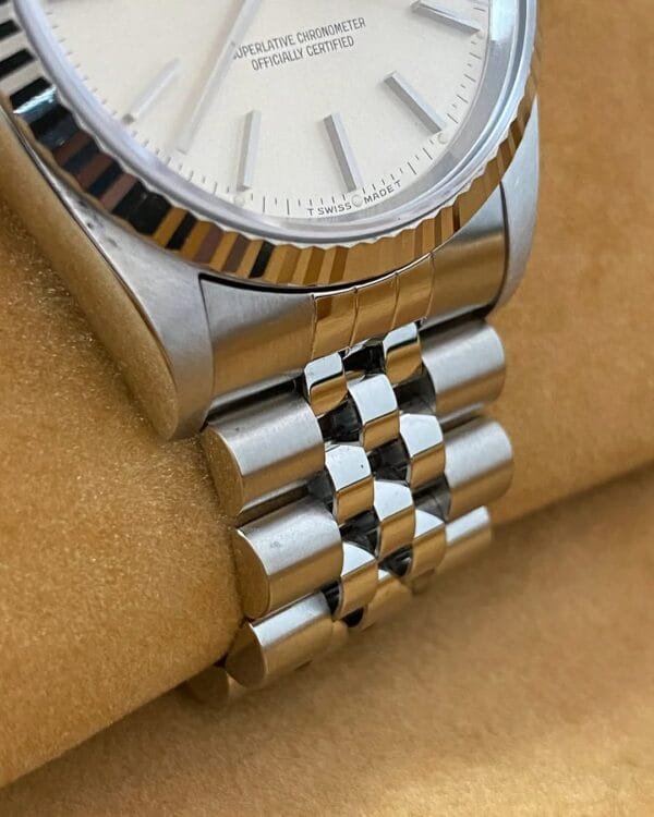 Rolex Steel Datejust 36 - W serial - Fluted Bezel - Silver Index Dial - Jubilee Bracelet - 16234 *No Holes Case* - Image 2