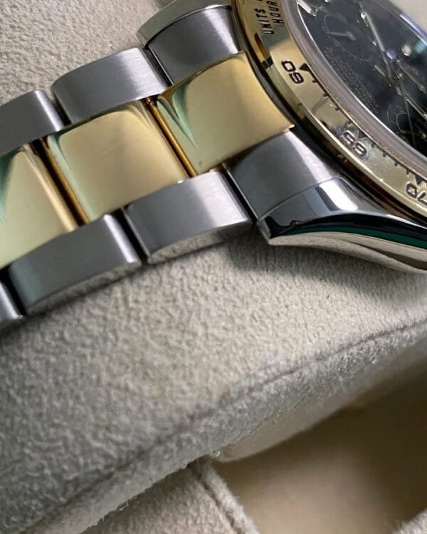 Rolex Yellow Gold Rolesor Cosmograph Daytona - 2021 - Black Index Dial - 116503 *FULL SET* - Image 9