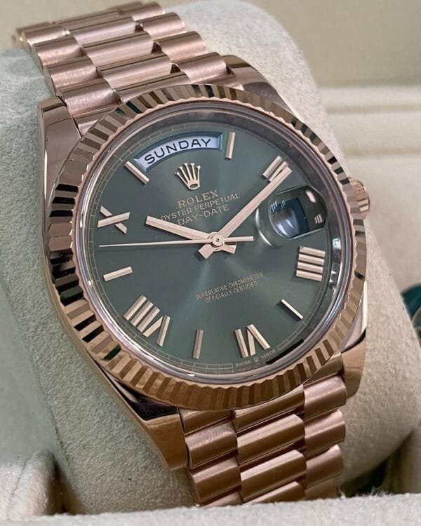 Rolex Everose Gold Day-Date 40 - 2024 - Fluted Bezel - Olive Green Dial - President Bracelet - 228235 *FULL SET* - Image 10