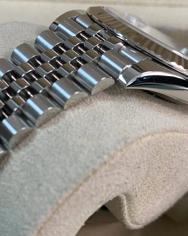 Rolex Steel Datejust 41 - 2021 - Fluted Bezel - White Index Dial - Jubilee Bracelet - 126334 *FULL SET* - Image 8
