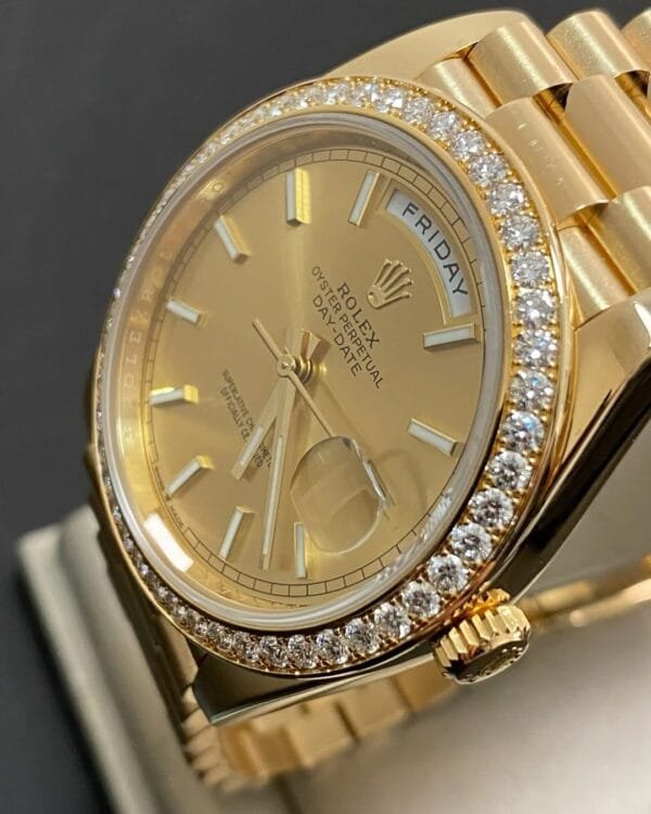 olex Yellow Gold Day-Date 40 - 2023 - Diamond-set Bezel - Champagne Dial - President Bracelet - 228348RBR *FULL SET* - Image 7