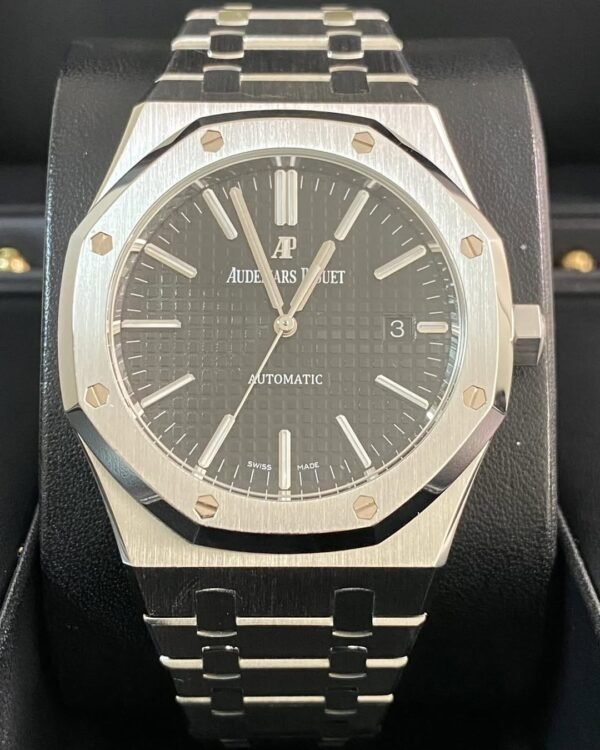 Audemars Piguet Royal Oak Self Winding - Black Dial - 15400ST *FULL SET* - Image 8