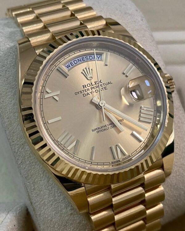 Rolex Yellow Gold Day-Date 40 - 2018 - Fluted Bezel - Champagne Roman Dial - President Bracelet - 228238 *FULL SET* - Image 8