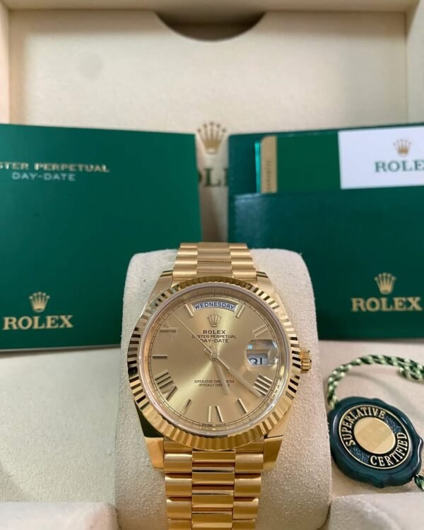 Rolex Yellow Gold Day-Date 40 - 2018 - Fluted Bezel - Champagne Roman Dial - President Bracelet - 228238 *FULL SET*