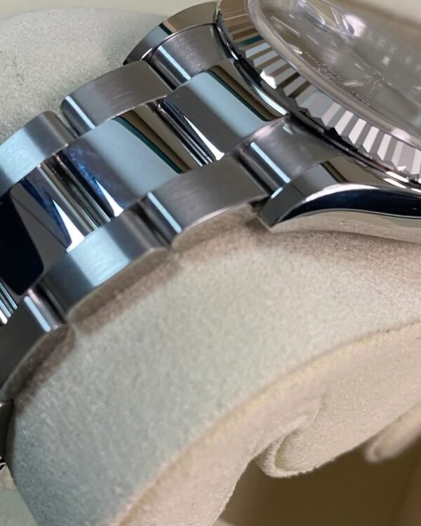 Rolex Steel Datejust 36 - 2025 - Fluted Bezel - Bright Blue Dial - Oyster Bracelet - 126234 *FULL SET* - Image 8